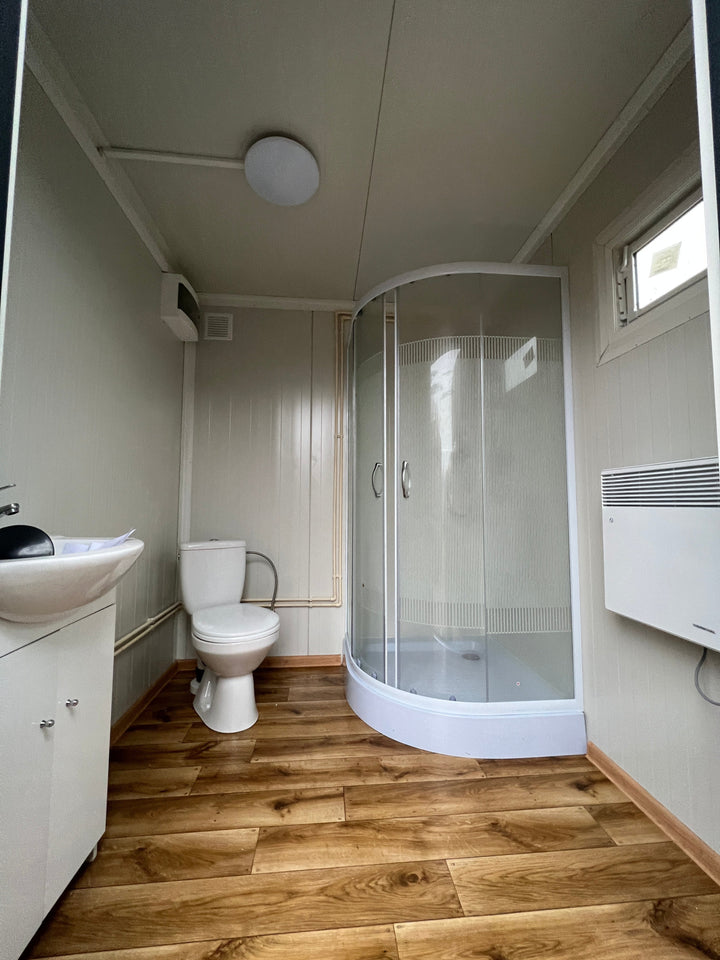 CONTENITORE SANITARIO 2,00 x 2,00 M CON DOCCIA E CASSETTA