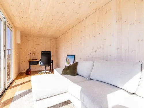 MONOLOCALE CABINA 13,7 M2