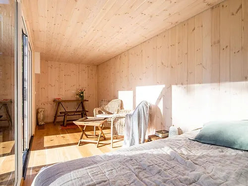MONOLOCALE CABINA 13,7 M2