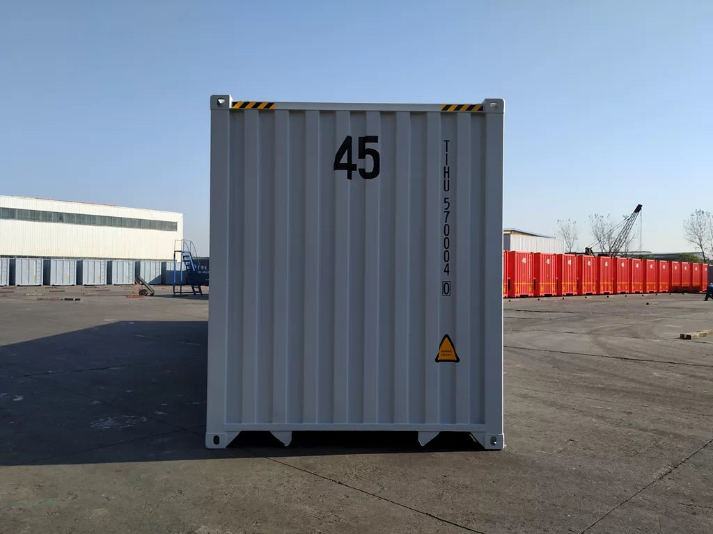 CONTENITORI MARITTIMI ALTI 45', CUBI LARGHI COME UN PALLET